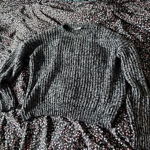 Aritzia TNA black and white knit sweater size small
